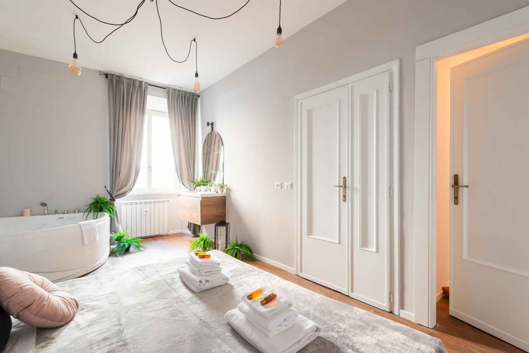Jacuzzi Termini Apartment 罗马 外观 照片